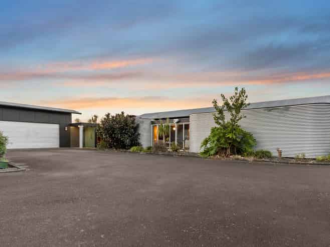 1963 Great South Road, Bombay