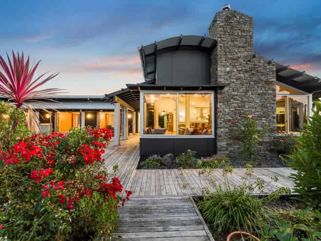 1963 Great South Road, Bombay