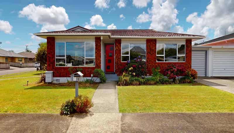 8 Harrow Street, Levin