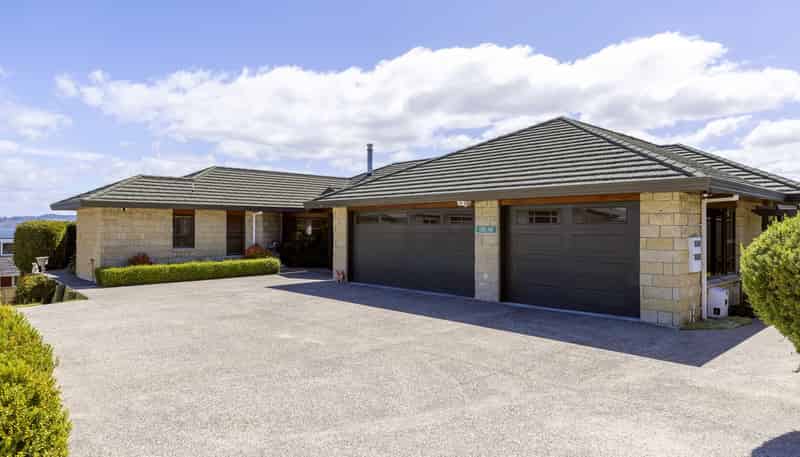 6 Maniapoto Grove, Waipahihi