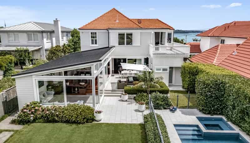 96 Selwyn Avenue, Mission Bay