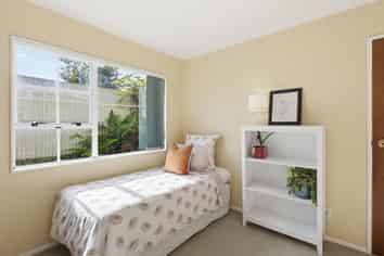 60 Springvale Road, Springvale