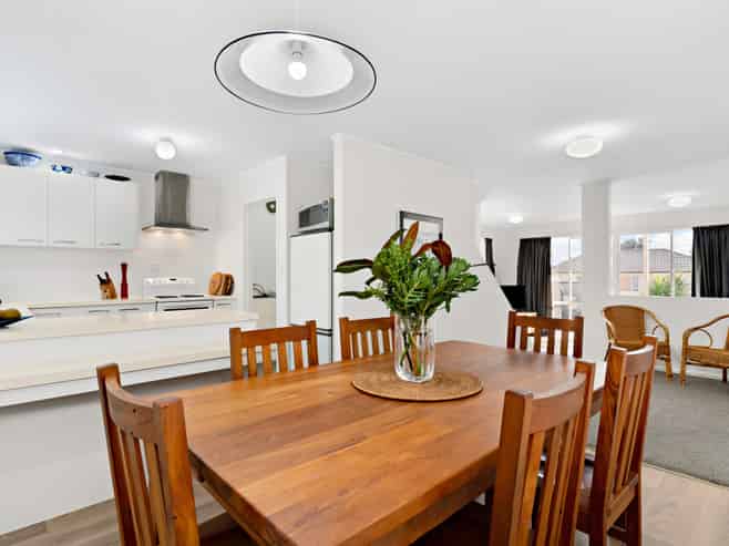 2/26 Fairlands Avenue, Waterview