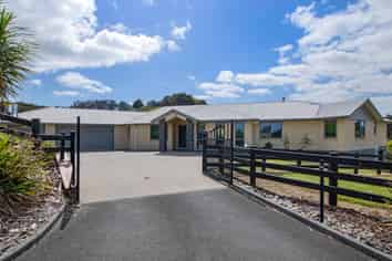 10 Giovanni Drive, WHAREORA