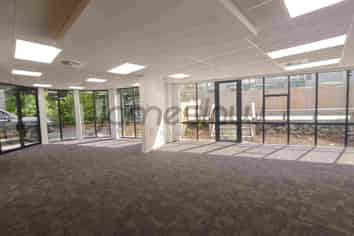 Fully Refurbished Premium Warehouse & Office