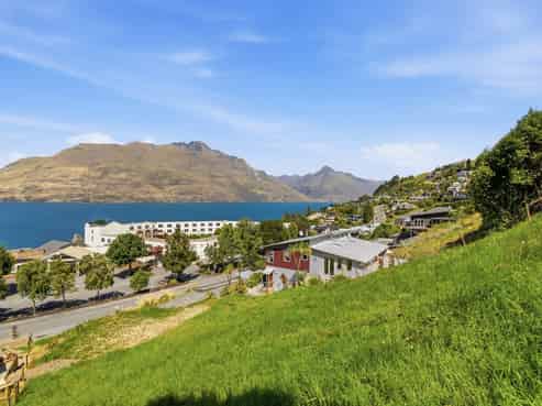 10 Sainsbury Road, Fernhill