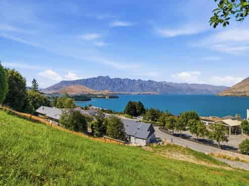 10 Sainsbury Road, Fernhill