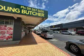 Road Frontage Retail/Showroom- Manurewa