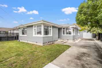 412 Breezes Road, Aranui