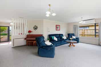 9 Ashmore Place, Fairy Springs