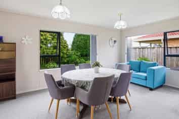 9 Ashmore Place, Fairy Springs