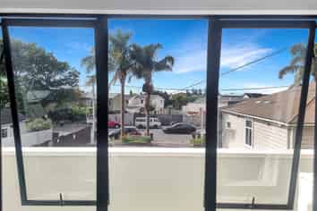 L/10 Campbell Road, Royal Oak