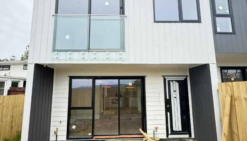 4/43 Savoy Road, Glen Eden