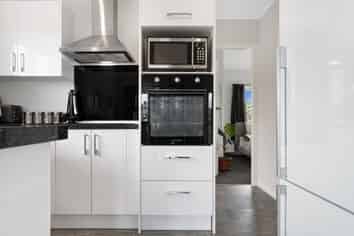 47 Mamaku Street, Mamaku