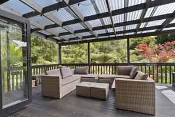 35 Whatipu Road, Huia