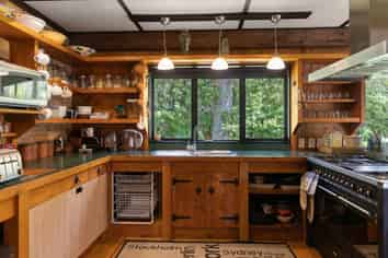 35 Whatipu Road, Huia