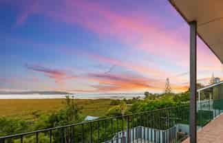 42 Rewarewa Road, Te Atatu Peninsula