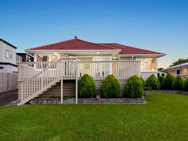 9 Rangitiki Crescent, Lynfield