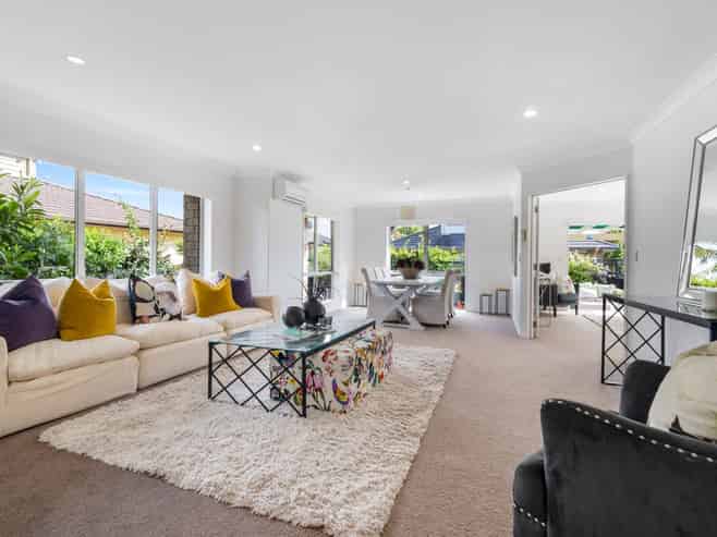 8 Amaretto Avenue, Flat Bush