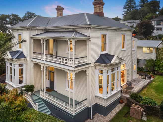 1 Ranfurly Road, Epsom