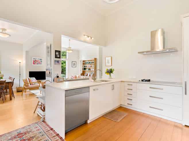 1 Ranfurly Road, Epsom