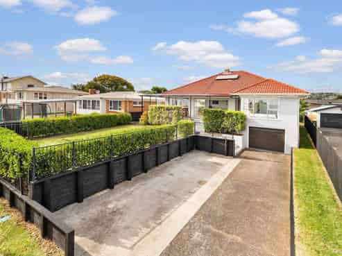 30 Lawrie Avenue, Pukekohe