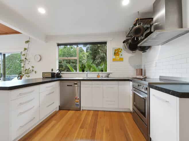 53 Laingholm Drive, Laingholm