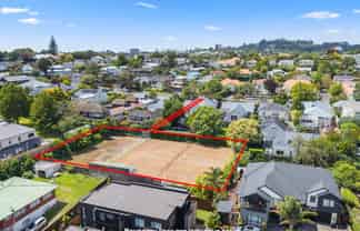 121 St Andrews Road, Epsom