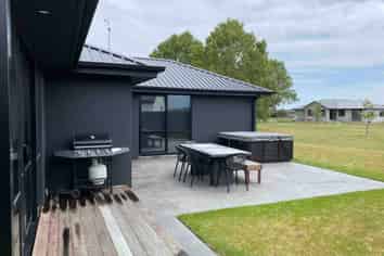 4 Loch Green, Lake Hood, Ashburton