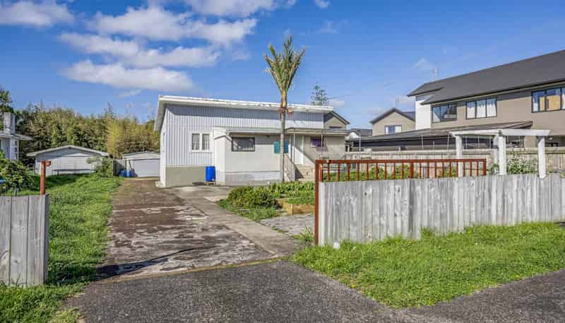48  Bernard  Street, Mount Wellington
