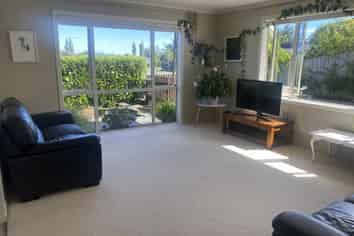 5 Melfield Place, Richmond