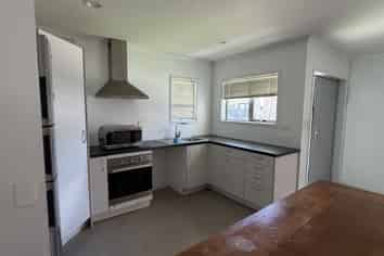 7 Whau Crescent, Avondale