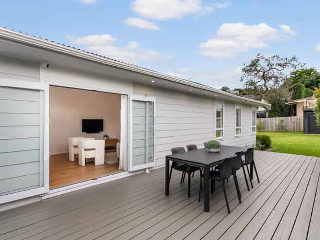 54 Awaruku Road, Torbay