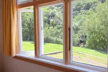 43 Valley Road, Tuai