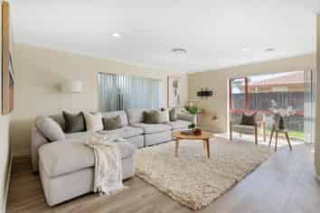 27 Glenross Drive, Wattle Downs