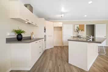 27 Glenross Drive, Wattle Downs