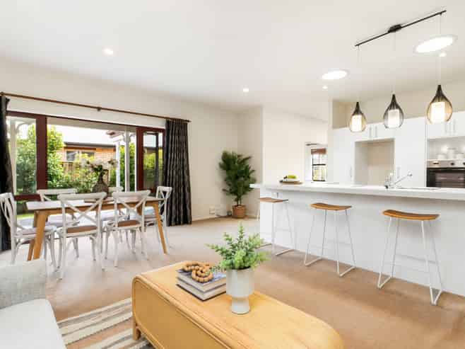 12 Wagner Crescent, Northwood