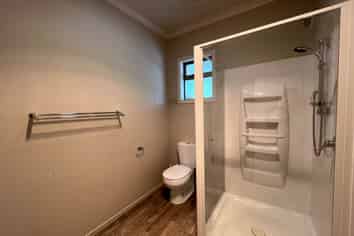 122 Upper Waiwera Road, Wainui