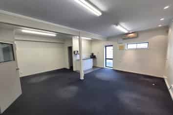 148M² AFFORDABLE STUDIO RETAIL/OFFICE
