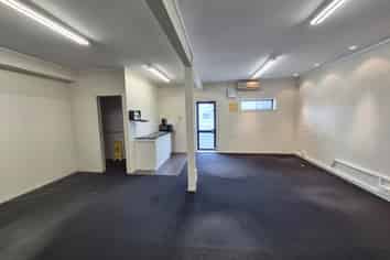 148M² AFFORDABLE STUDIO RETAIL/OFFICE
