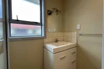 28 Fenchurch Street, Redwood