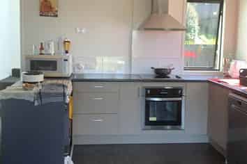 1/13B Lichfield Grove, Bethlehem