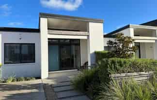 5 Nohanga Lane, Hobsonville