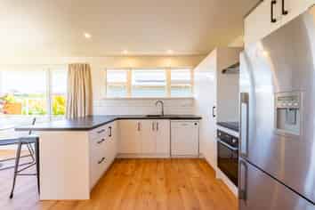 4 Leckie Street, Redruth