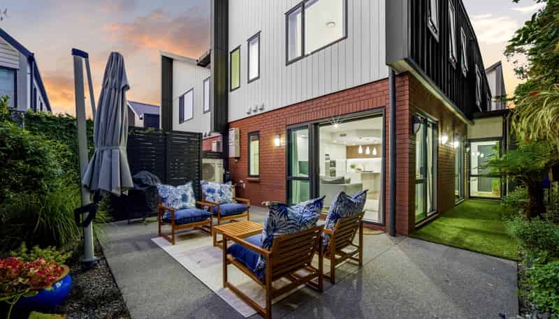 2 Windlass Street, Long Bay