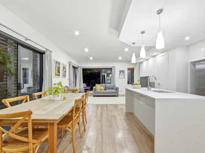 2 Windlass Street, Long Bay