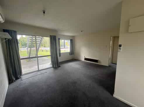 1/239 Old Farm Road, Hamilton East