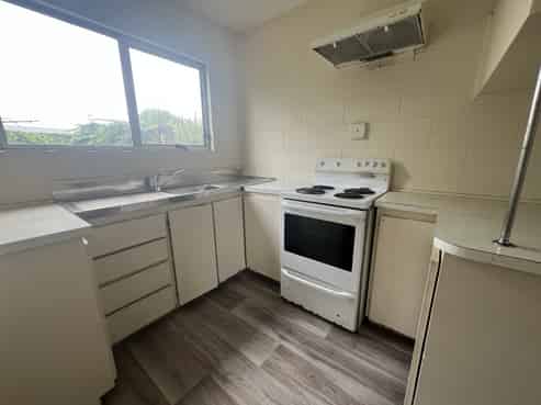 1/239 Old Farm Road, Hamilton East