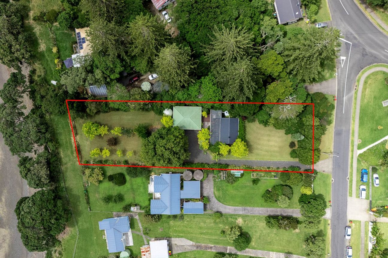House in Franklin, Ōrere Point - View 2