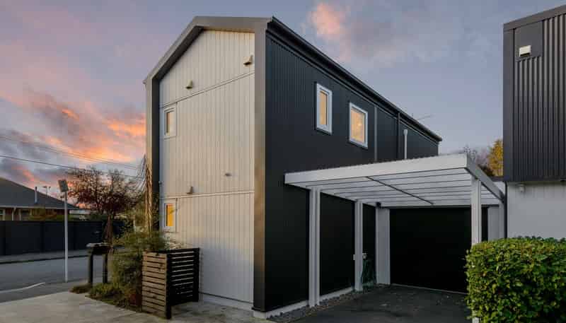 1/6 Feilding St, Addington